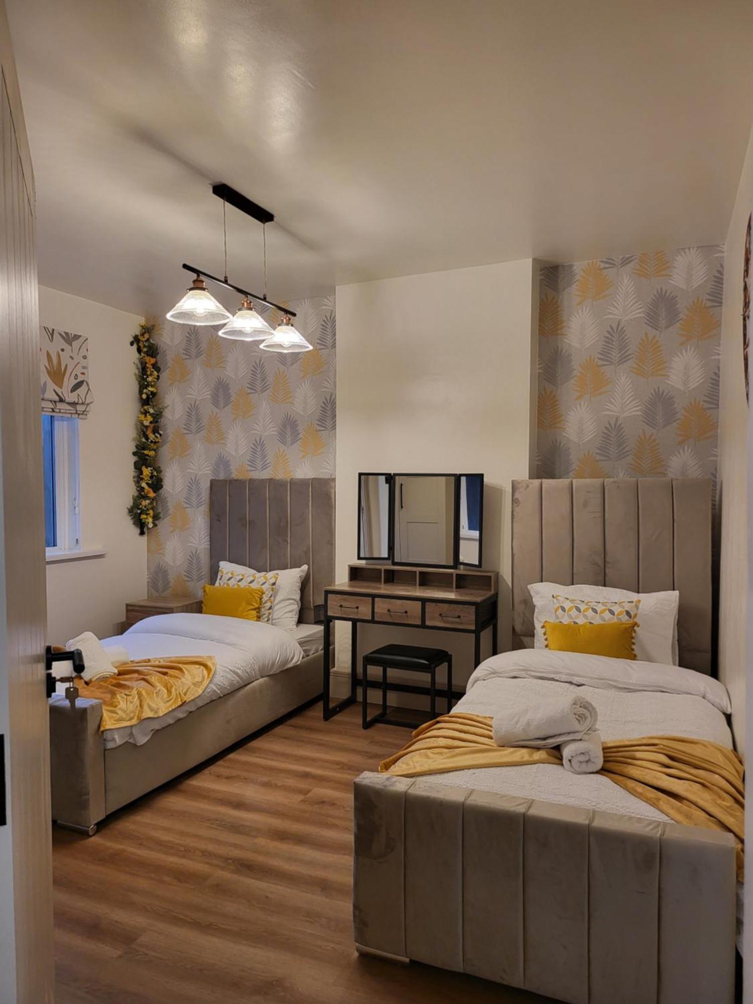 Country Style Modern Self Catering 3 Bedroom Bungalow In Blackpool Zewnętrze zdjęcie